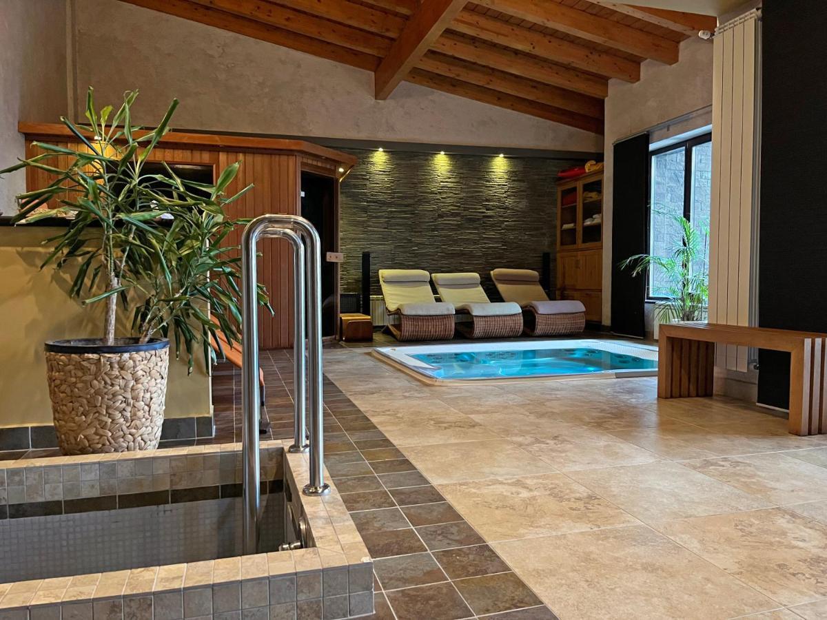 Bazalt Wellness Villa ハルヒータ＝バイ エクステリア 写真